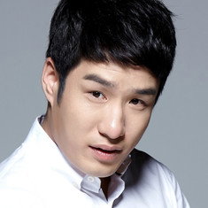 Shin Hyun-tak
