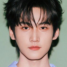 Daniel Zhou