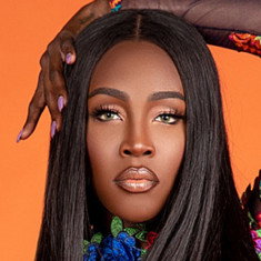 Jazelle Barbie Royale