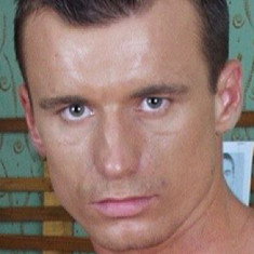 Gastone Pierce