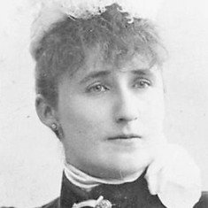 Ella La Cour