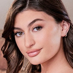 Mae Milano