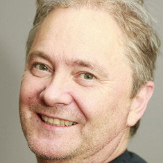 Stephen Lindholm