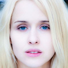 Lisa Henni The Movie Database Tmdb - lisa henni