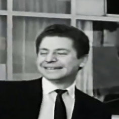 Kostas Provelengios