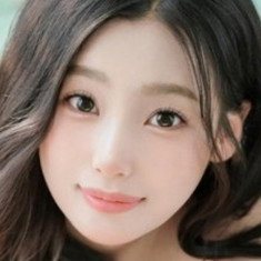 Zhang Ruo Chen