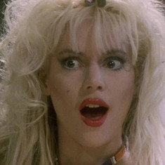 Phoebe Legere