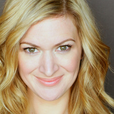 Kelly Hutchinson