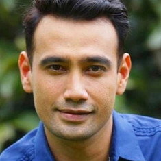 Azlee Khairi
