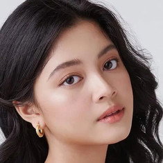 Yoriko Angeline