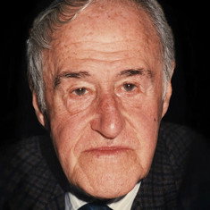 Luis Escobar
