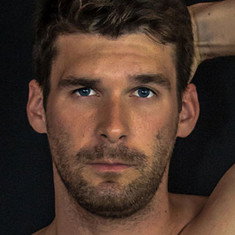 Dustin Holloway