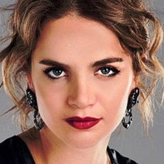Tuğçe Kazaz