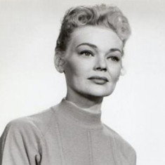 Lyn Thomas