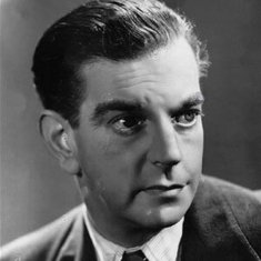 Leslie Banks