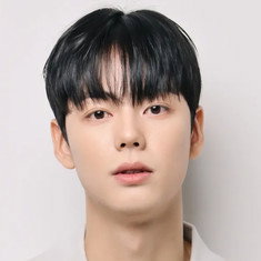 박서후