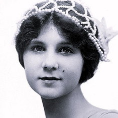 Gladys Hulette