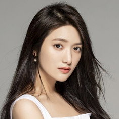 Huang Yizi