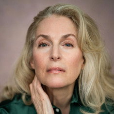 Janis Ahern
