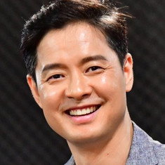 Son Gun-woo