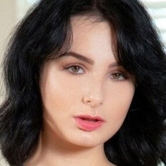 Evie Christian