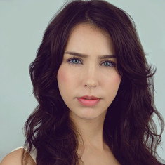 Stefanie Joosten