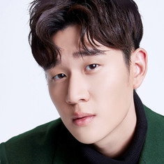 Eric Chou