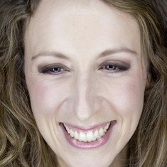 Caroline Arrouas