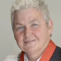 Lynda Topp