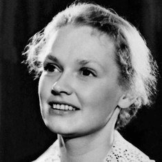 Nina Grebeshkova