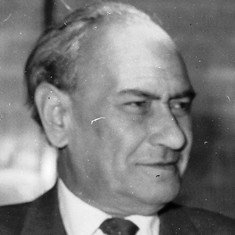 Sándor Kőmíves