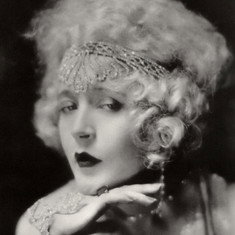 Mae Murray
