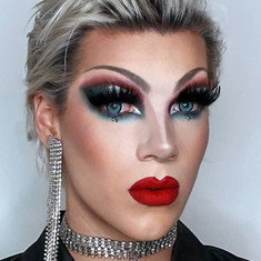 Susan from Grindr