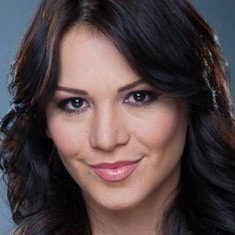 Luz Casillas