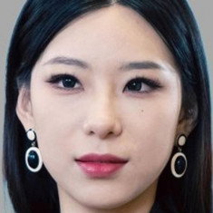 李羽佳丽