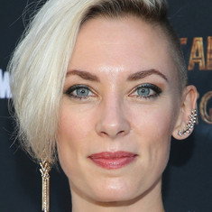Aimee Stolte