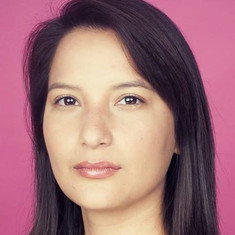 Darla Contois