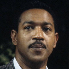 Julius Carry