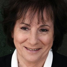 Marie-Paule Belle