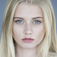 Alena Savostikova