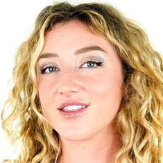 Susie Stellar