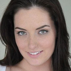 Nikki Lavay