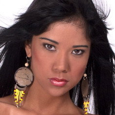 Anne Midori