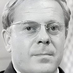 Aubrey Morris