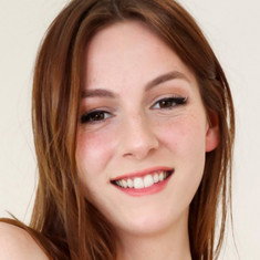 Amanda Riley