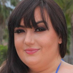 Curvy Quinn