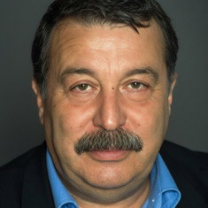 Aykut Oray