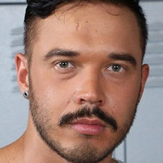 Cris Knight