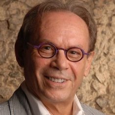 José Wilker