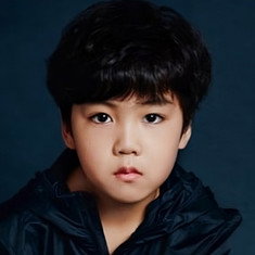 Jiang Yi Ting